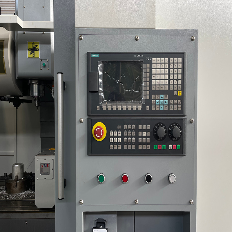 Vertical-Machining-Center 