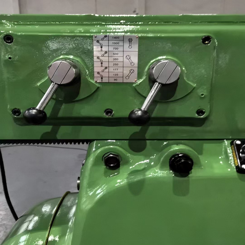 Stable Vertical Milling Machine for Steel