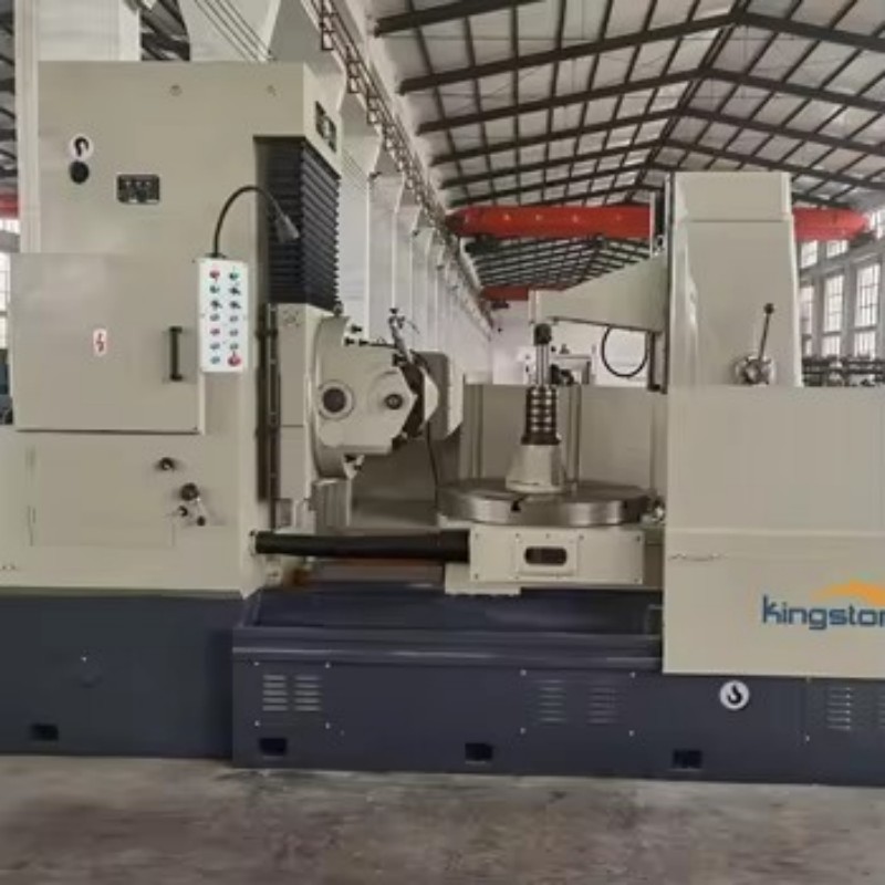 universal gear hobbing machine