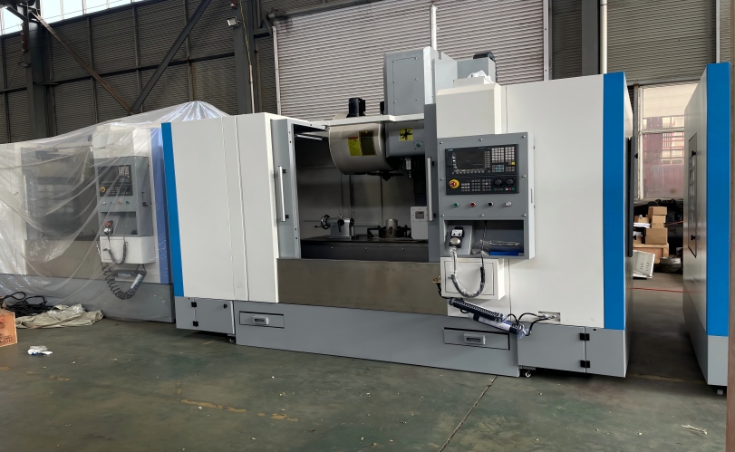 Centro di lavoro CNC multifunzione per la lavorazione dei metalli